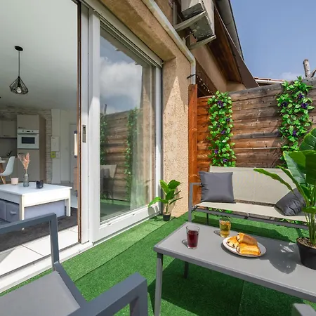 Entre Gare Et Vieux Centre Apartamento *